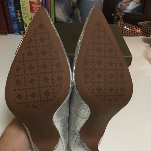 Linea Paolo silver heels NIB 🦩 - Picture 7 of 8